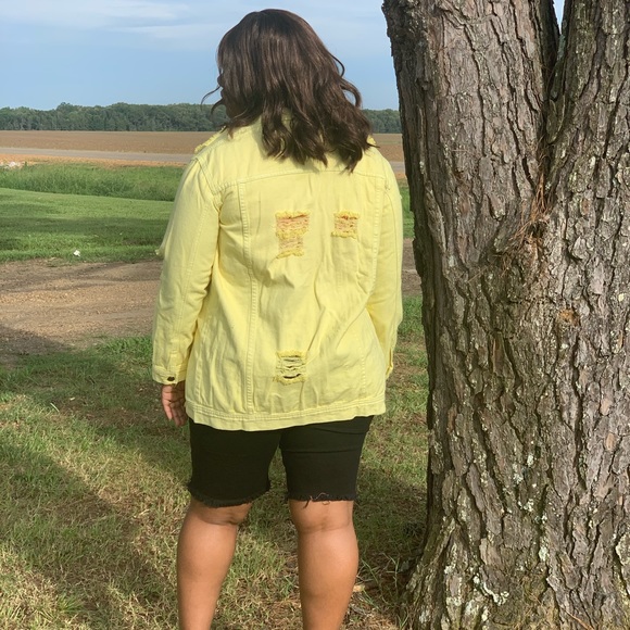 Distressed denim jacket - Picture 1 of 2